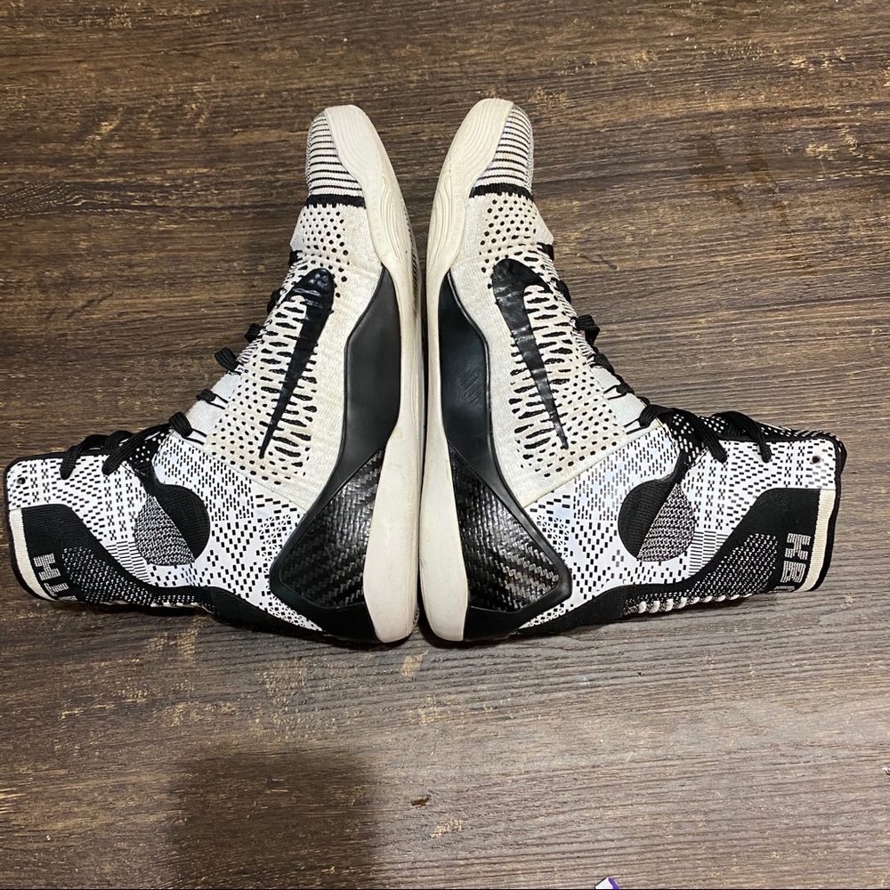 Nike Kobe Bryant 9 Black History Month Sneaker 8.5 - Picture 10 of 14